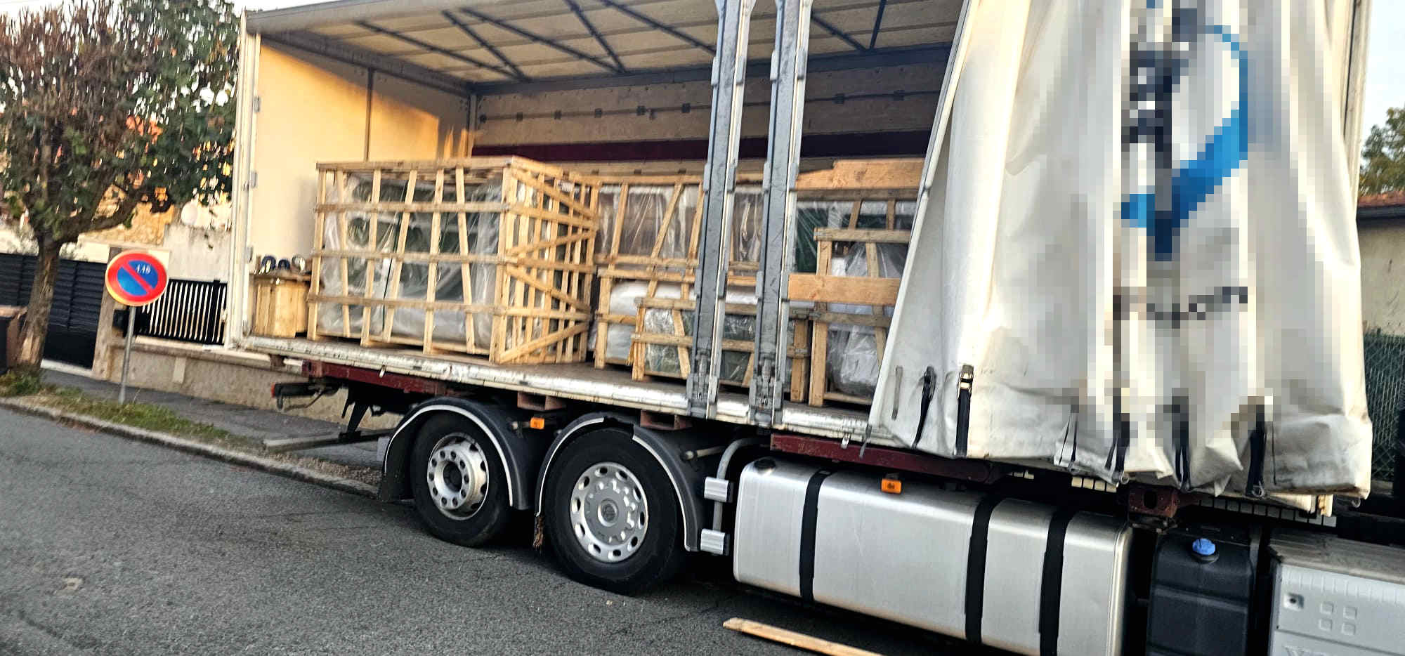 glass sunroom, glass sunroom kits, metal greenhouse frame